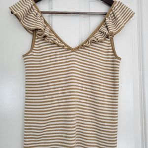 Madewell, top blouse, size XS 48% merino wool 52% acrylic.